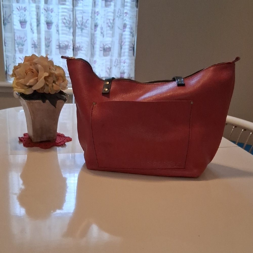 Elegant Portland Soft Leather Deep Red Large (18") Tote..